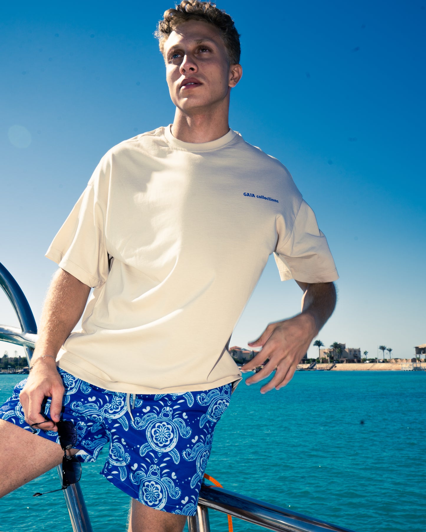 GAIA Oversized Tshirt - White
