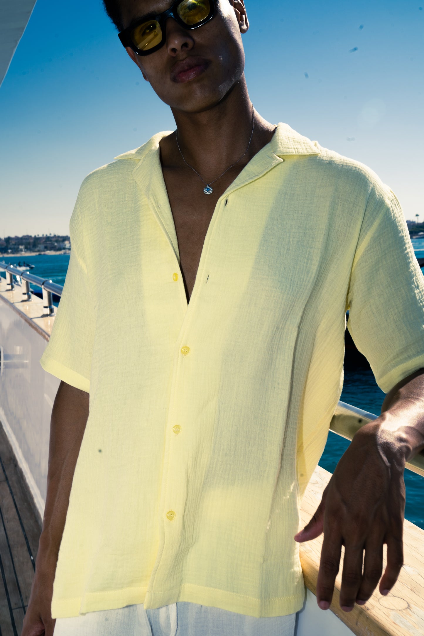 Man Linen Short Sleeves Shirt - Yellow