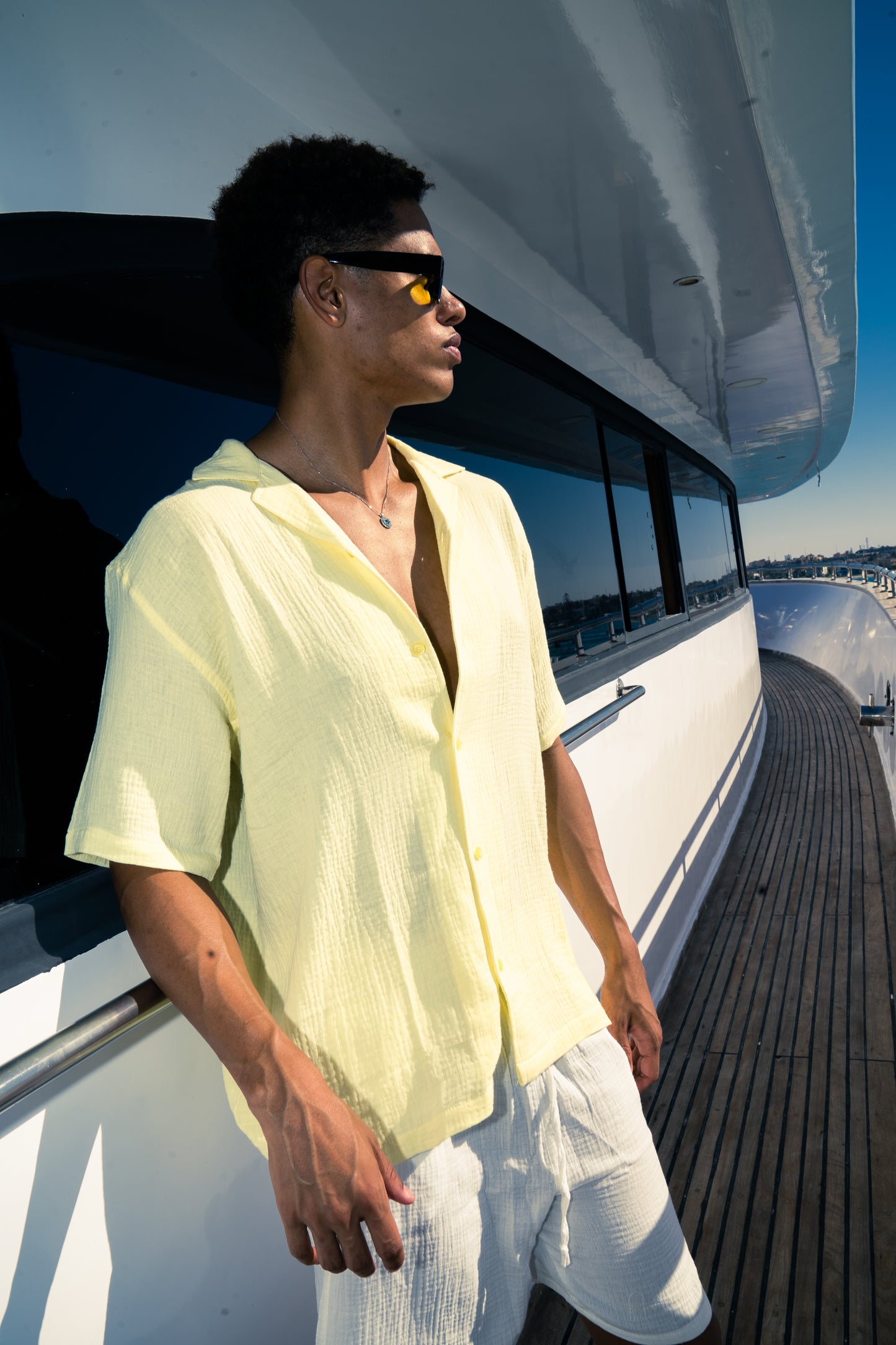 Man Linen Short Sleeves Shirt - Yellow