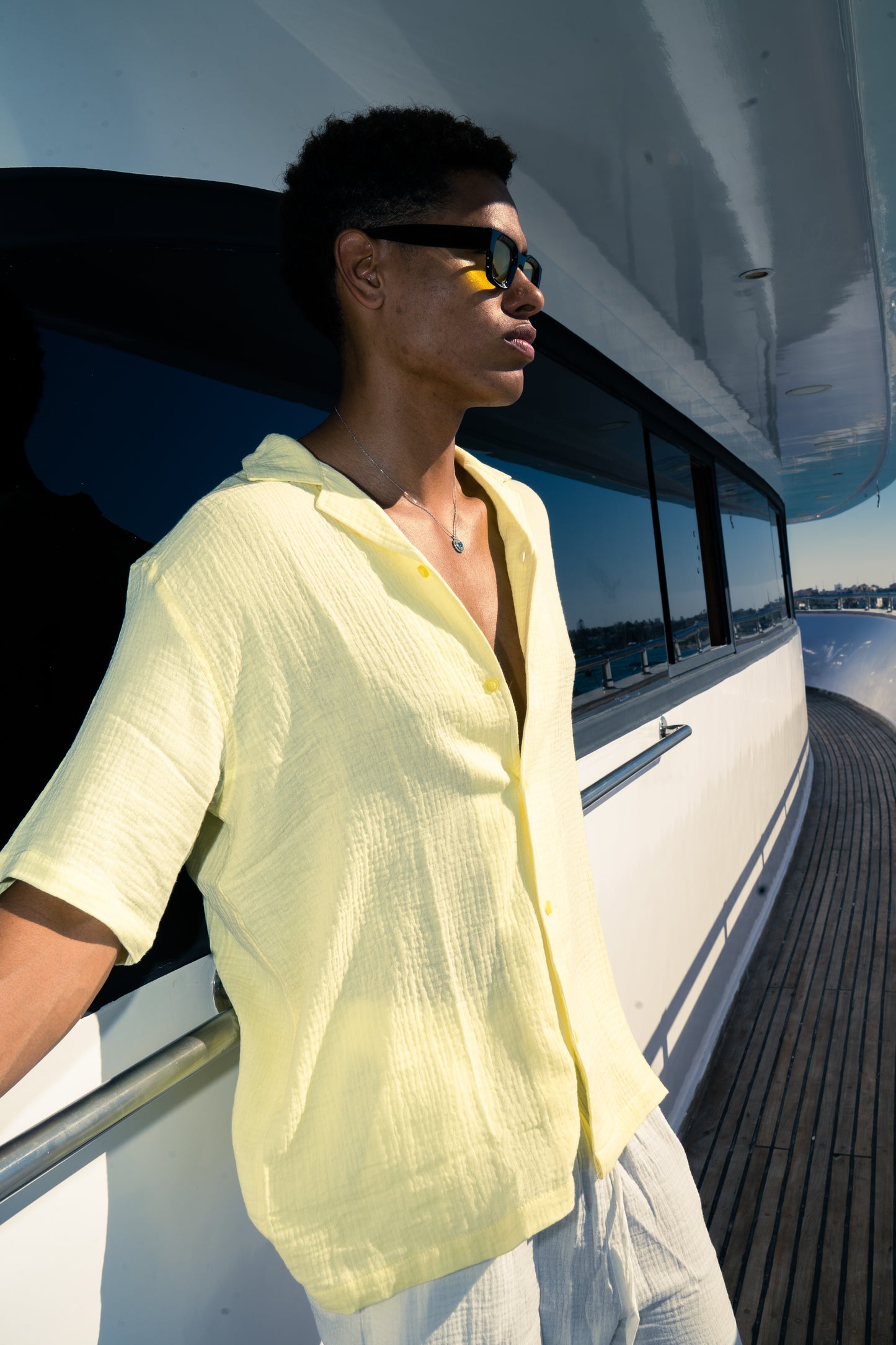 Man Linen Short Sleeves Shirt - Yellow