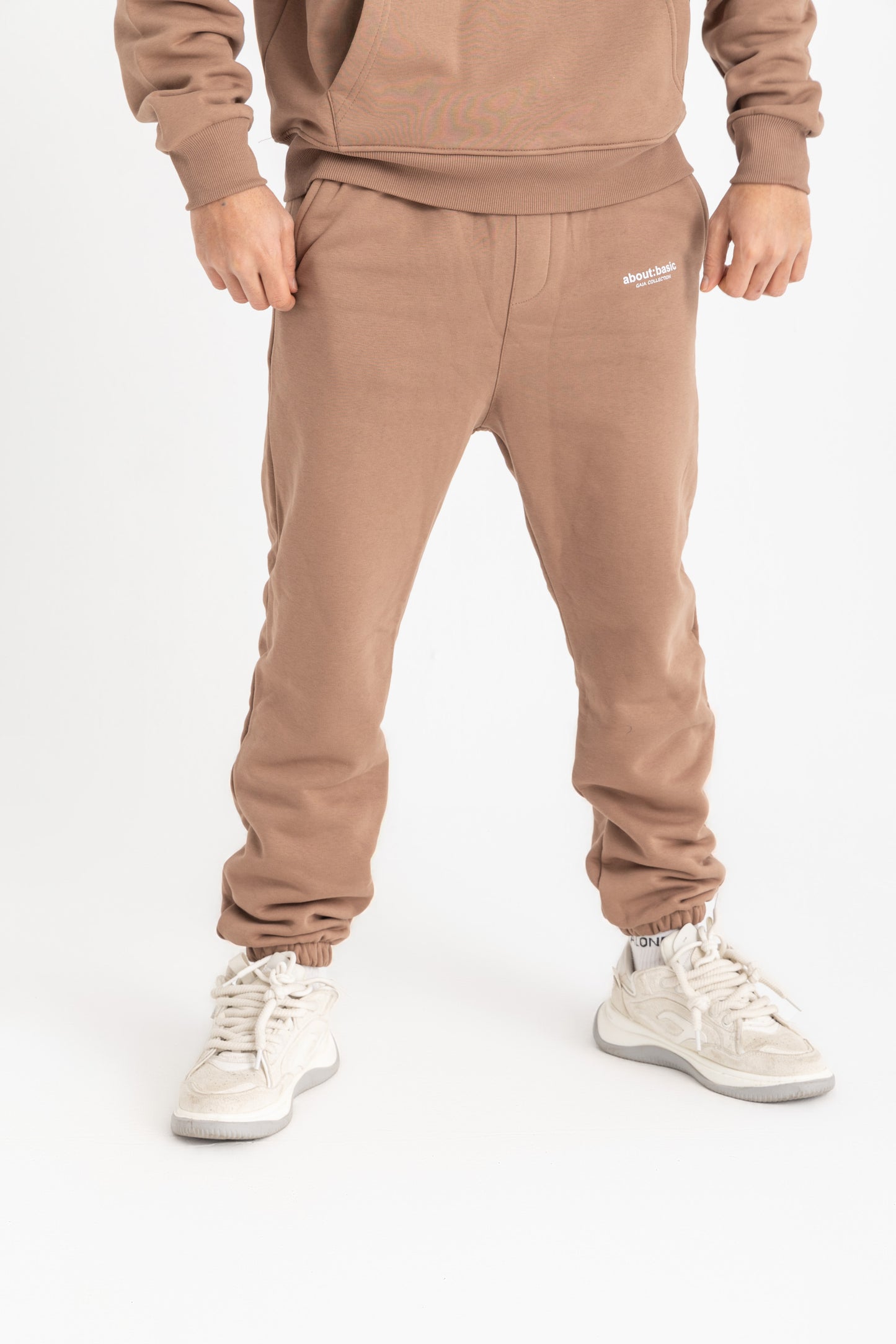 About Basic Coffee Straight sweatpants